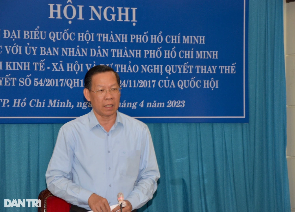 Chủ tịch UBND TPHCM Phan Văn Mãi phát biểu tại buổi làm việc - Ảnh: Báo Dân Trí